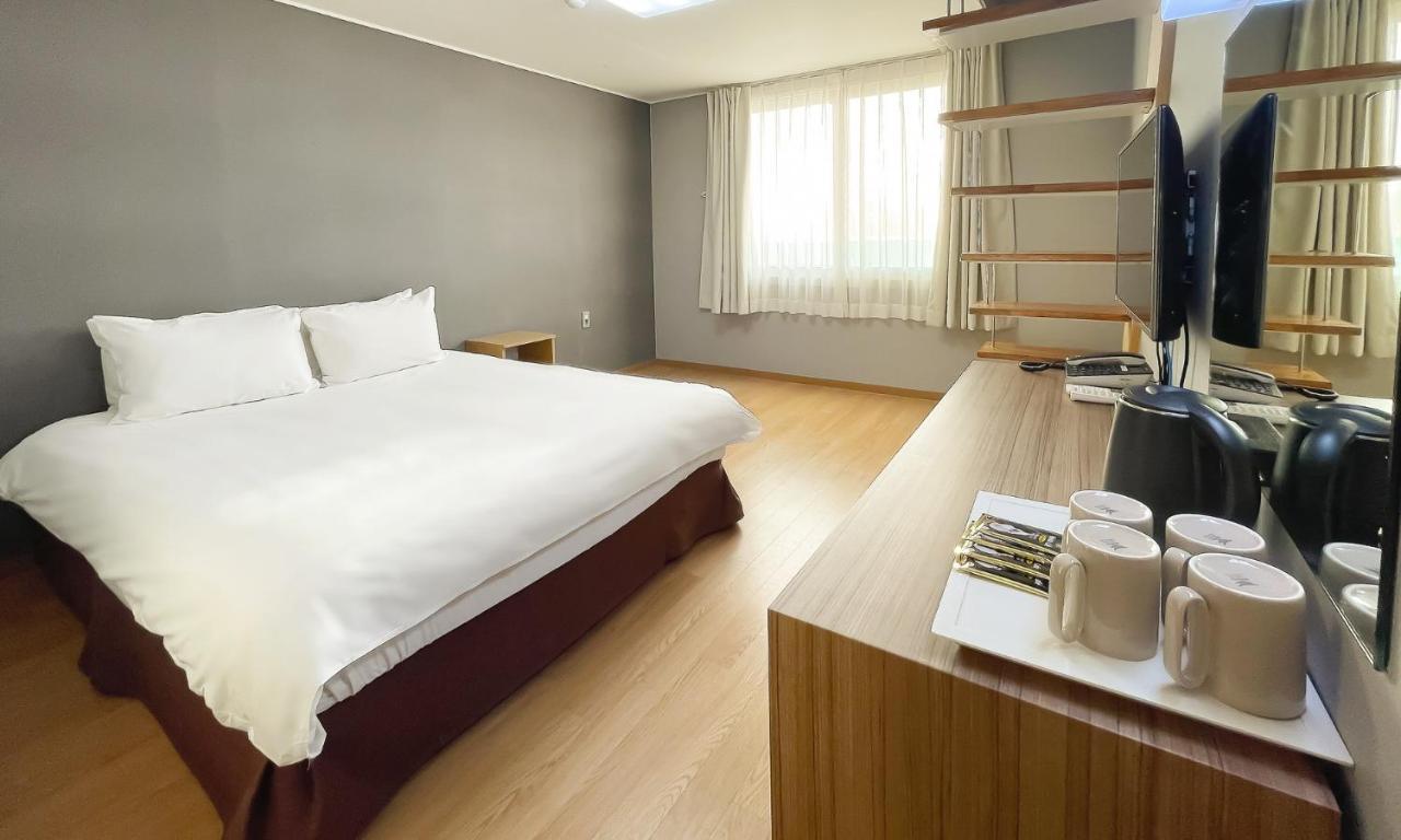 Pampas Hotel ג'גו מראה חיצוני תמונה