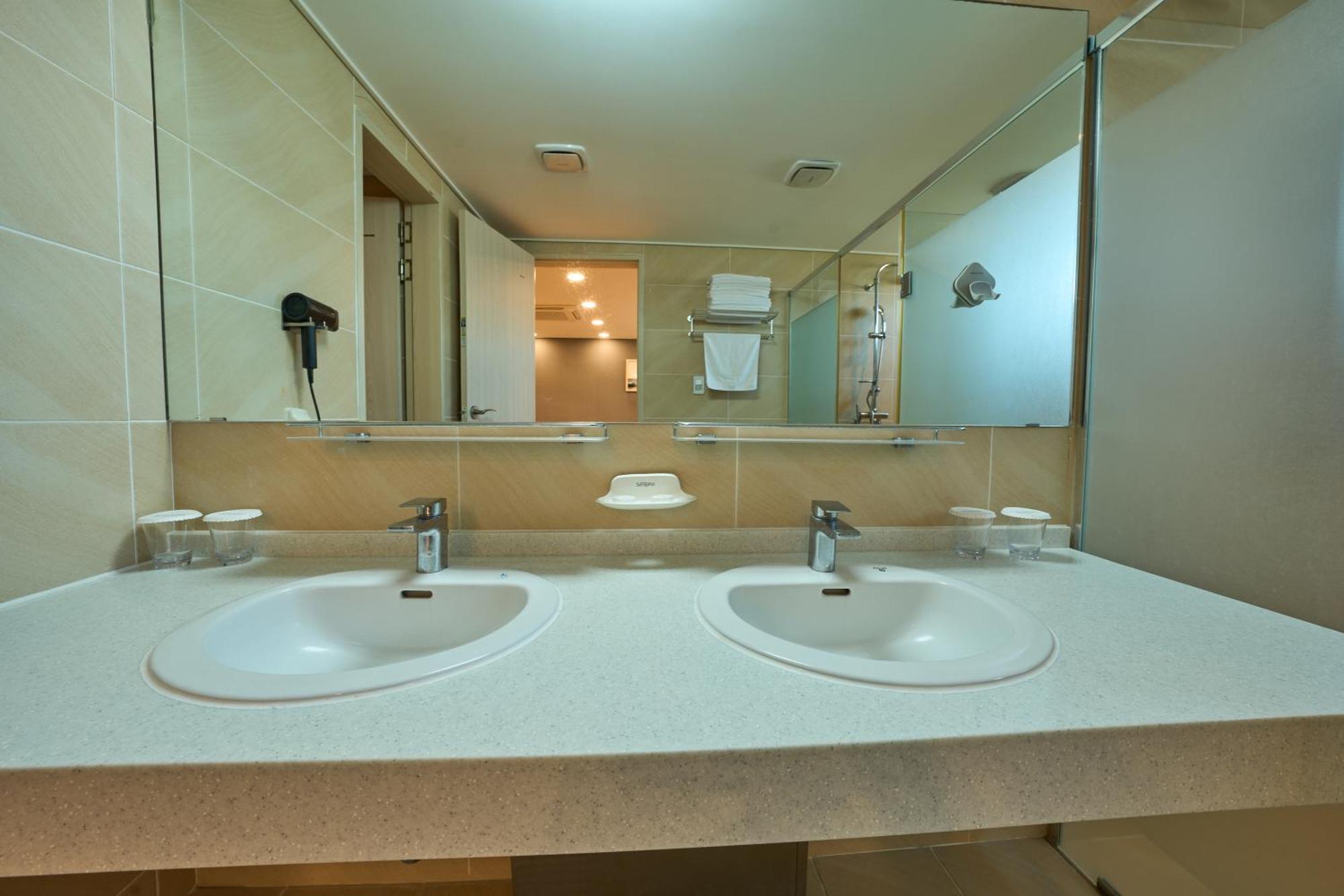 Pampas Hotel ג'גו מראה חיצוני תמונה